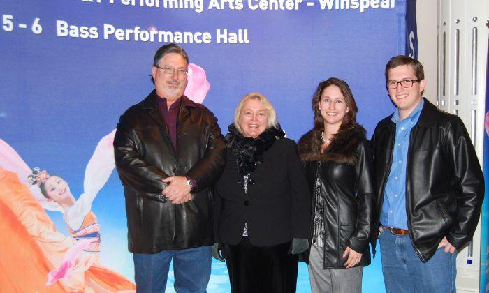 Shen Yun Enriching, Thrilling for Family of Musicians