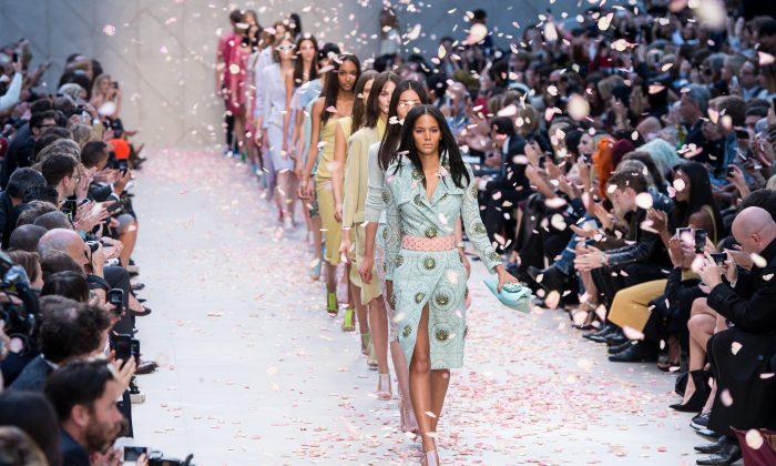 Spring Coat Trends: Thinking About Spring Coats? Get Inspiration From the Catwalks 