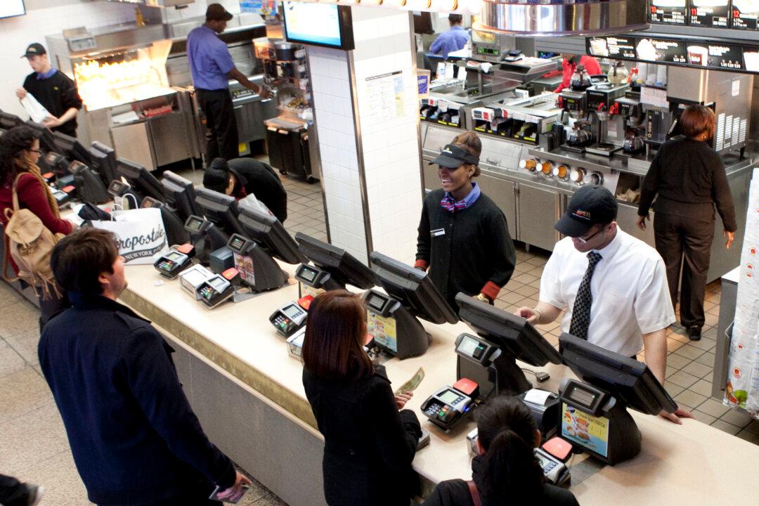 Obama’s Minimum Wage Ploy Hurts the Working Poor