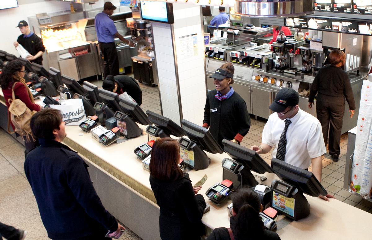 Obama’s Minimum Wage Ploy Hurts the Working Poor