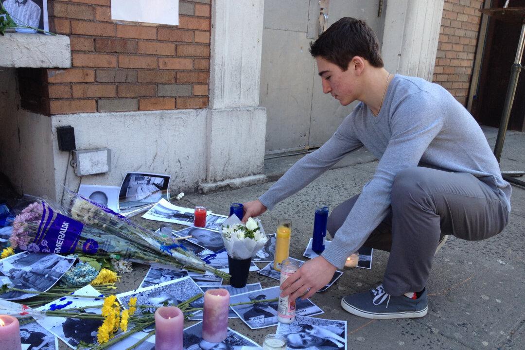 New York Ukrainian Youth Remember Lives Lost in Kyiv