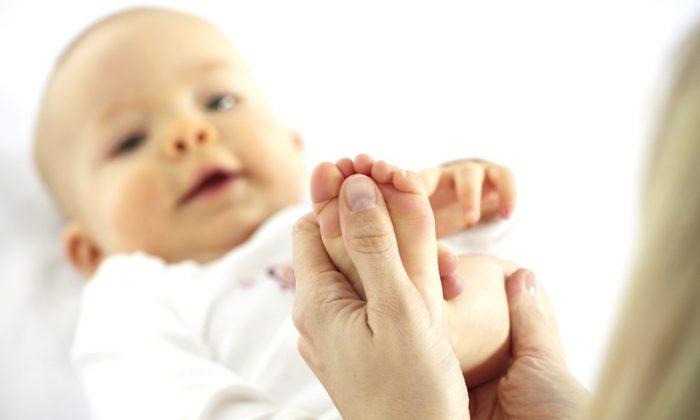 Acupressure for Babies for a Good Night’s Sleep