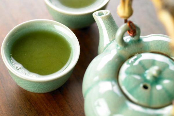 Drinking at least one cup of green tea for six months cut the risk of developing gallstones by 27 percent (TongRo Images/thinkstocphotos.com)