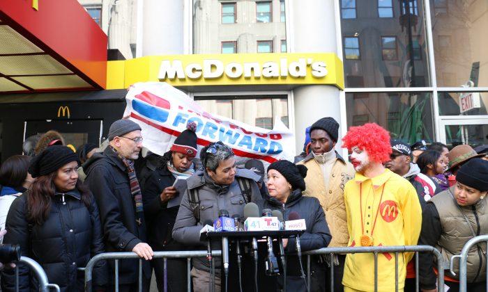 McDonald’s Workers Complain of Wage Theft