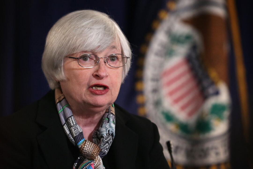 US Fed Seeks to Clarify When it Might Hike Interest Rates