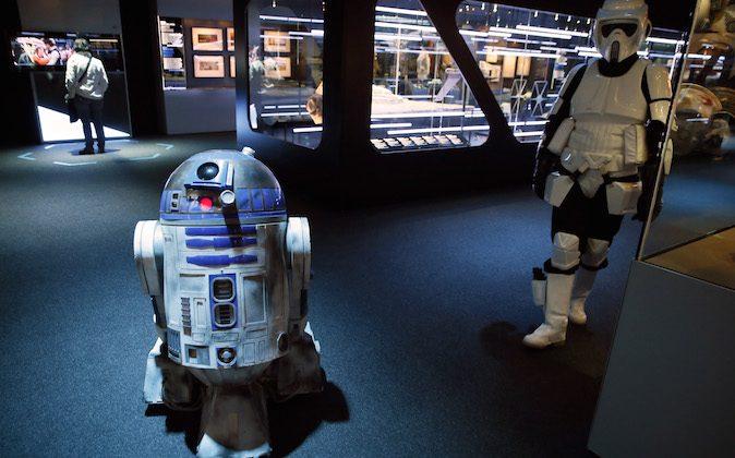 Star Wars Episode 7: R2-D2 Confirmed Returning, Episode VII Set 30 Years After Episode VI