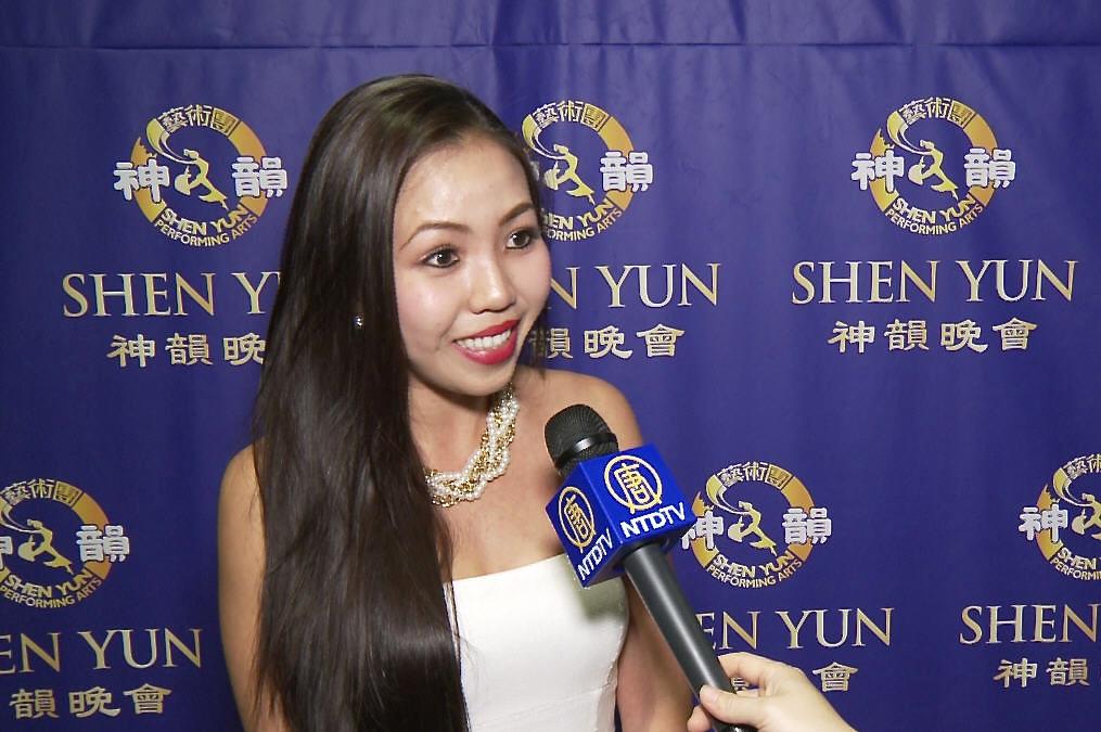 Fashion Designer Loves Shen Yun’s Colors and Costumes