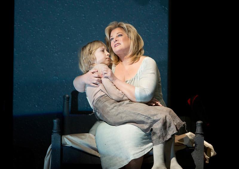 Daniel Sutin Subs Effectively in “Wozzeck” at the Met