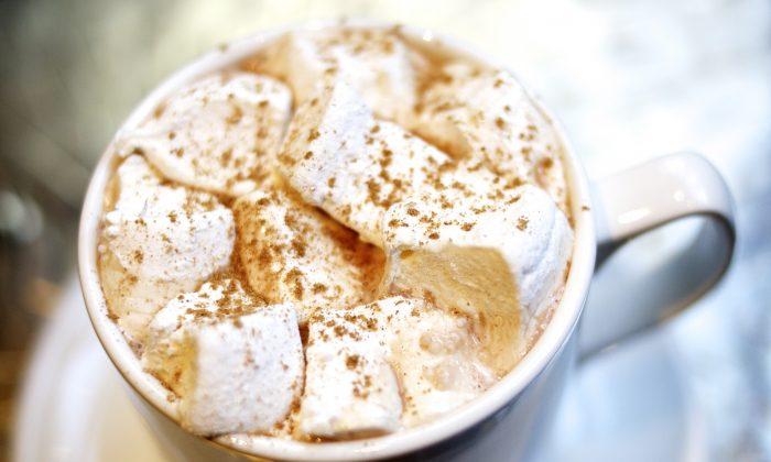 Recipe for Spicy Hot Chocolate With Caramel Marshmallows