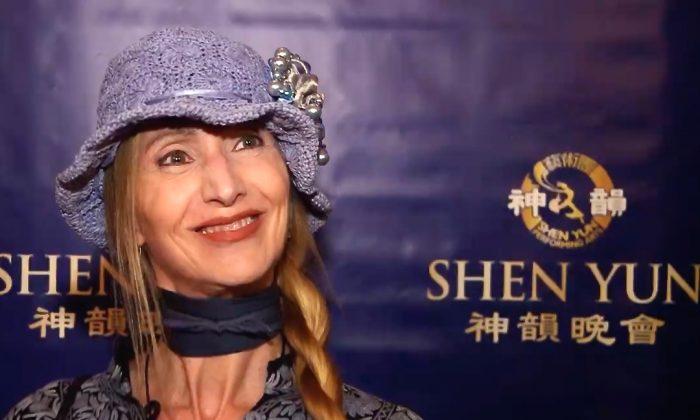 LAMA Award-Winning Cabaret Artist Says Shen Yun ‘Music goes right to your heart’