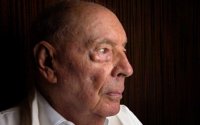 John E. Love, Bataan Death March Survivor, Dies at 91