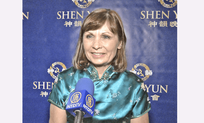 ‘I loved it’ Says Publisher After Watching Shen Yun