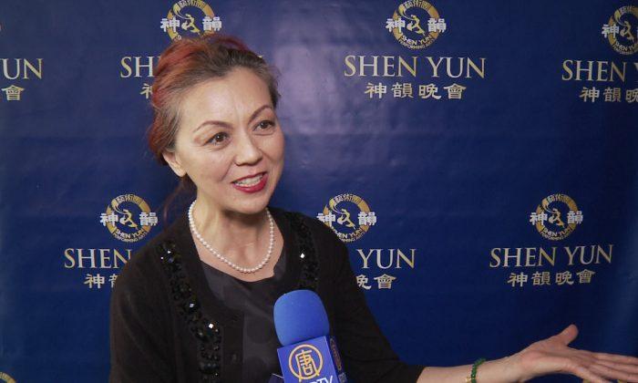 ‘Bravo!’ Says Professional Pianist to Shen Yun Artists