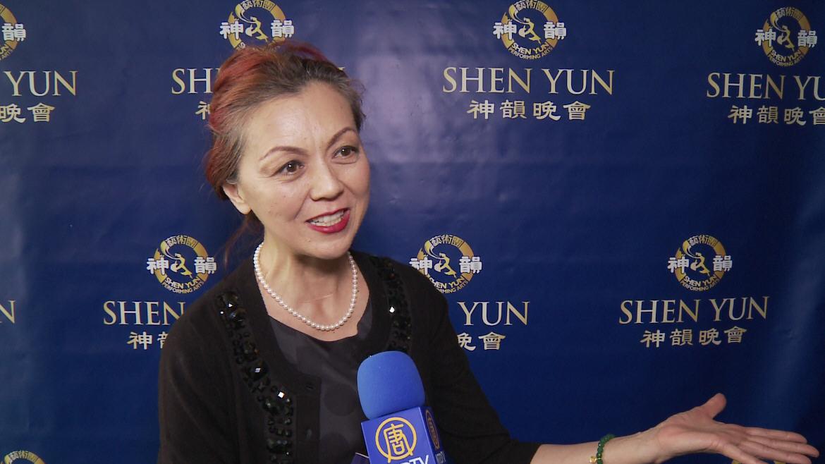 ‘Bravo!’ Says Professional Pianist to Shen Yun Artists
