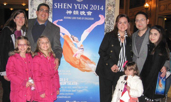 Doctors Impressed by Chinese Culture After Seeing Shen Yun