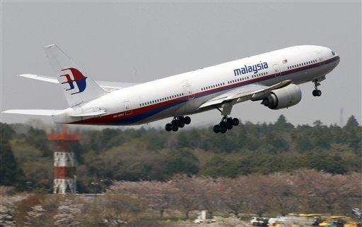 Malaysia Airlines Flight MH370: Plane Loses Contact with Air Traffic Control, May Have Crashed