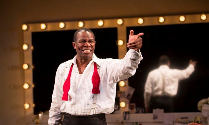 Theater Review: ‘Satchmo at the Waldorf’ 