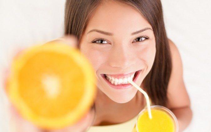 High-Dose Vitamin C Helps Ovarian Cancer, Researchers Say