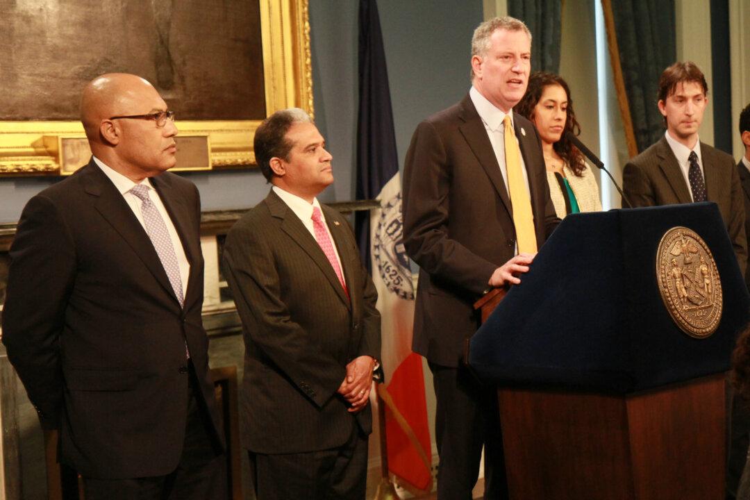 Bill de Blasio Appoints Three Commissioners, Retains Brooklyn Navy Yard CEO
