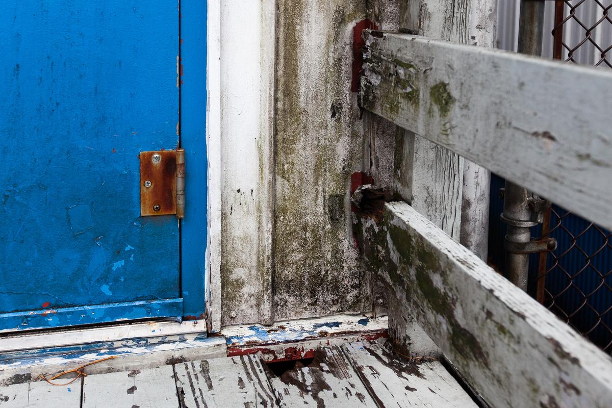 Moldy School Trailers Irk New York Parents