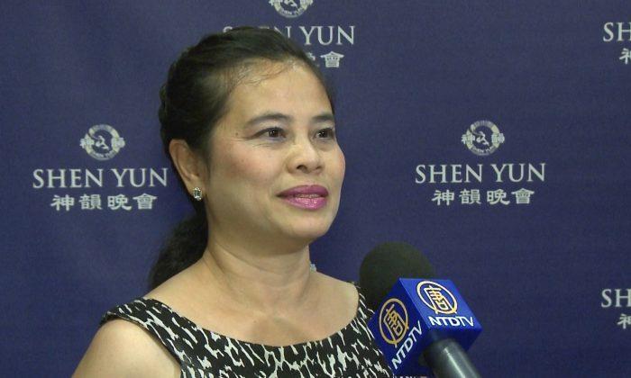 Shen Yun Gets Better Every Year, Says Investor