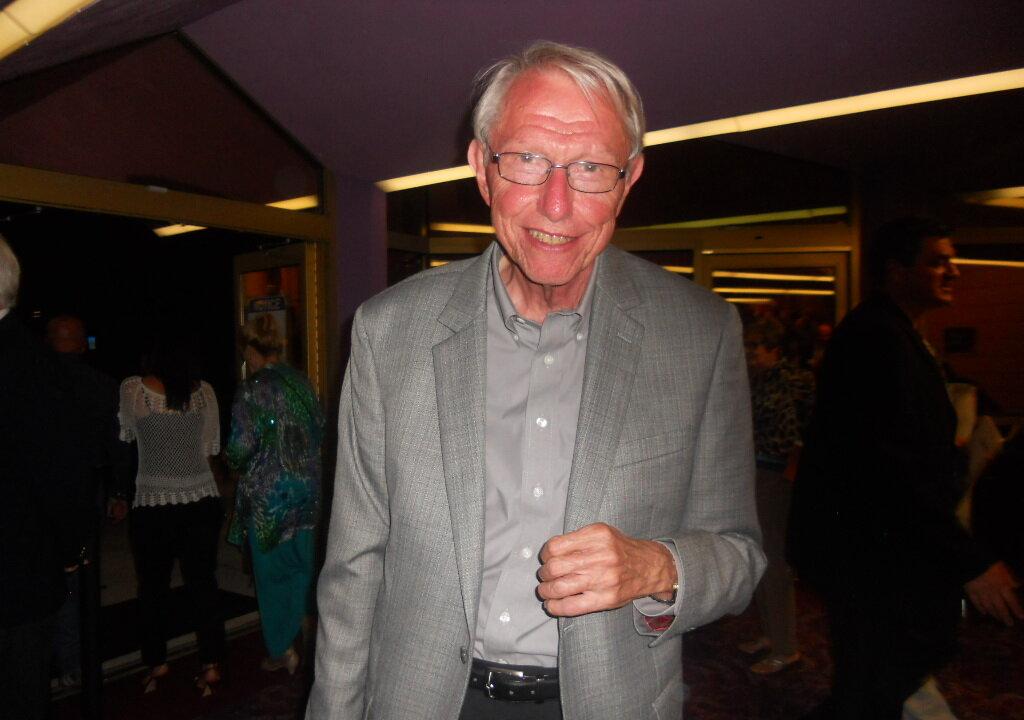 Radio Station Owner Amazed by Shen Yun’s Drumming Pieces