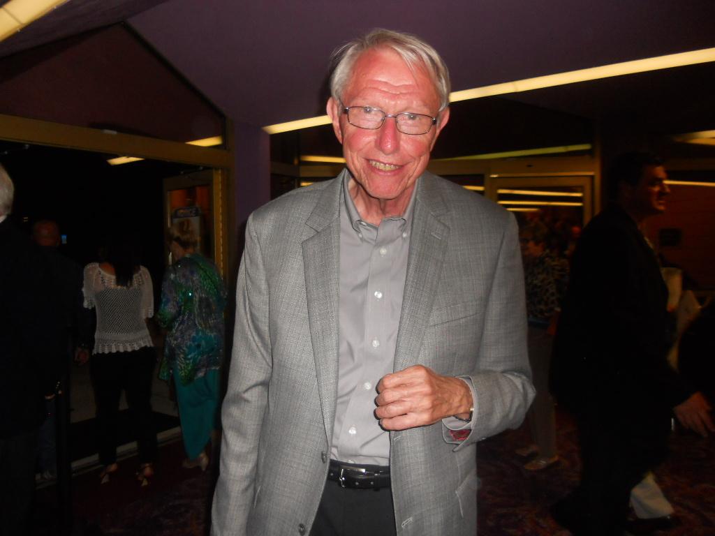 Radio Station Owner Amazed by Shen Yun’s Drumming Pieces