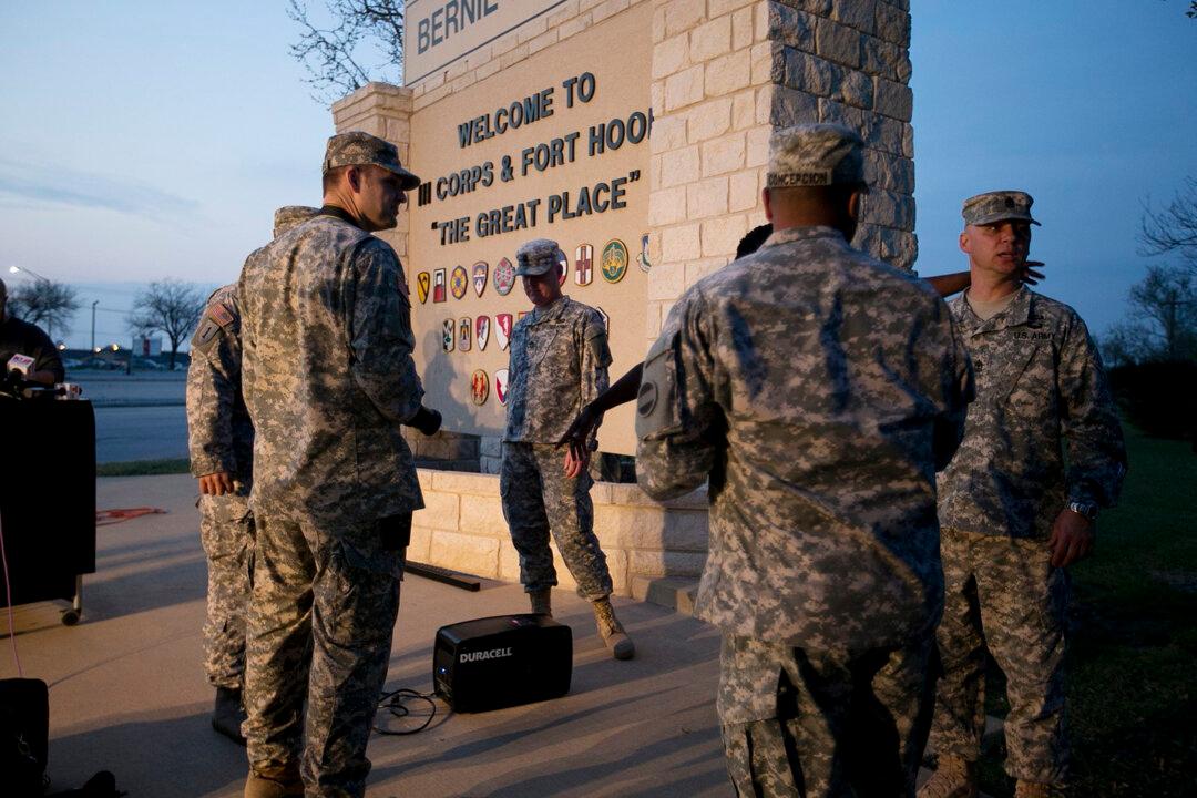 Fort Hood Shooting: Conspiracy Theories, ‘False Flag’ Articles Pop Up Hours After Incident