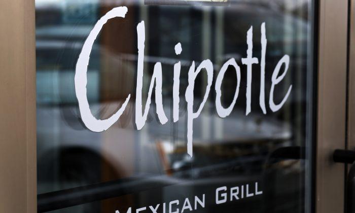 Chipotle Dog-Cat Meat Hoax: ‘Exposed Using Dog, Cat Meat In Food; Will Close Soon’ is Fake