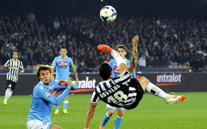Serie A Results: Napoli Wins 2-0, Hands League Leaders Juve 2nd Loss of Season 