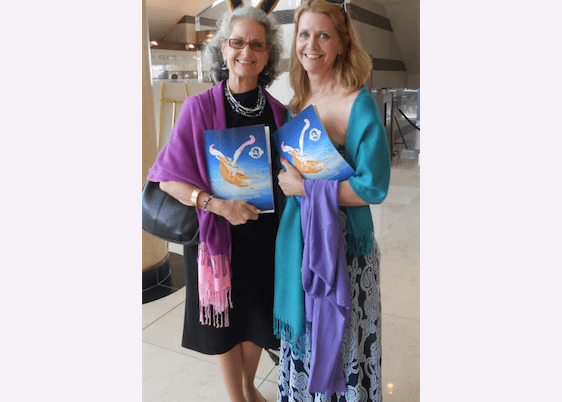 Author Feels Blessed in Seeing Shen Yun