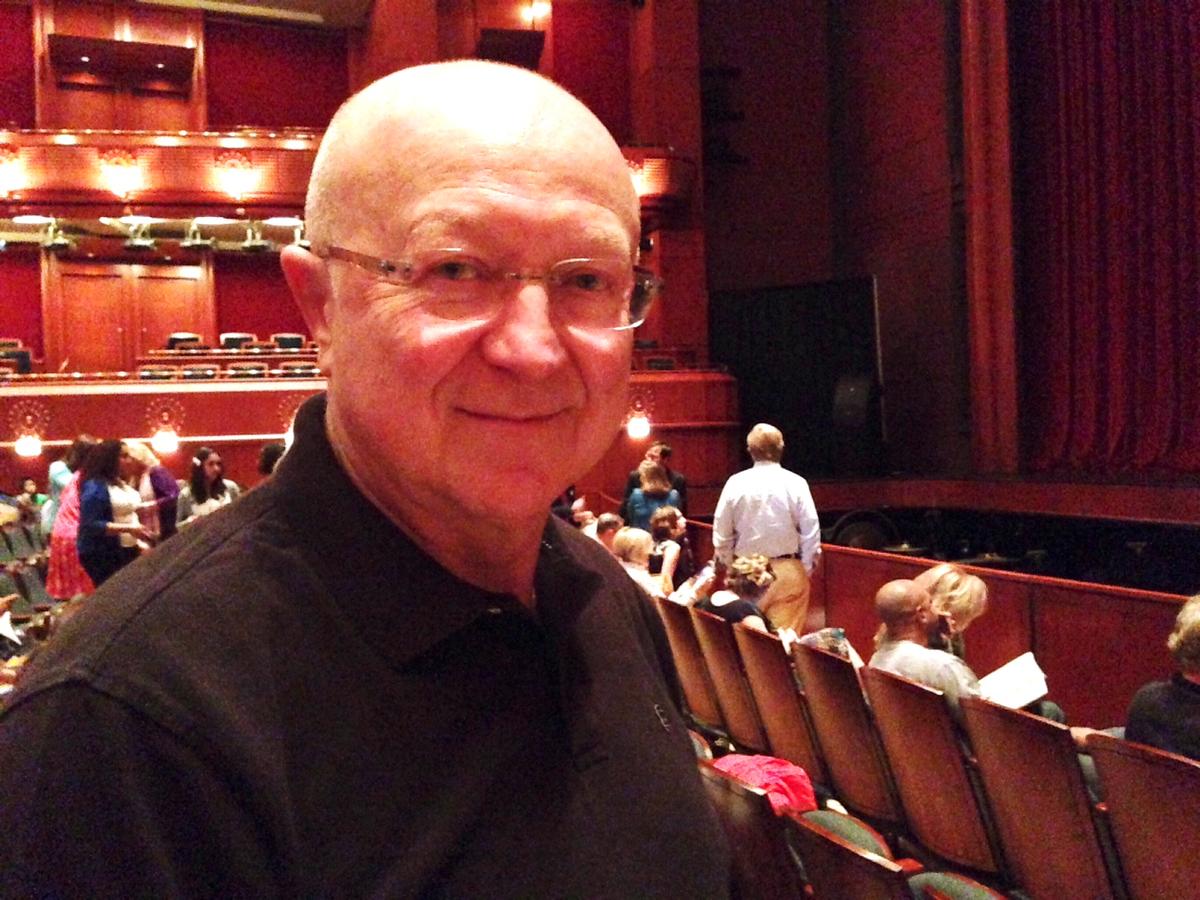 Finance Director Says Shen Yun Is Exquisite