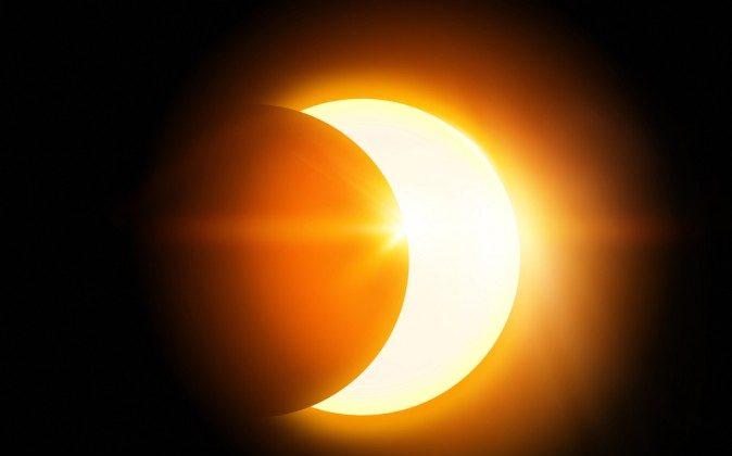 Partial Solar Eclipse, Tuesday April 29, 2014