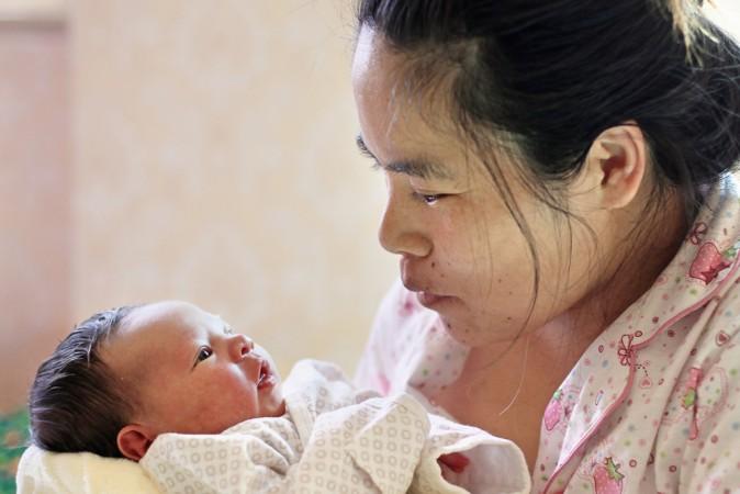 Living With Grandparents can be Depressing for new Moms