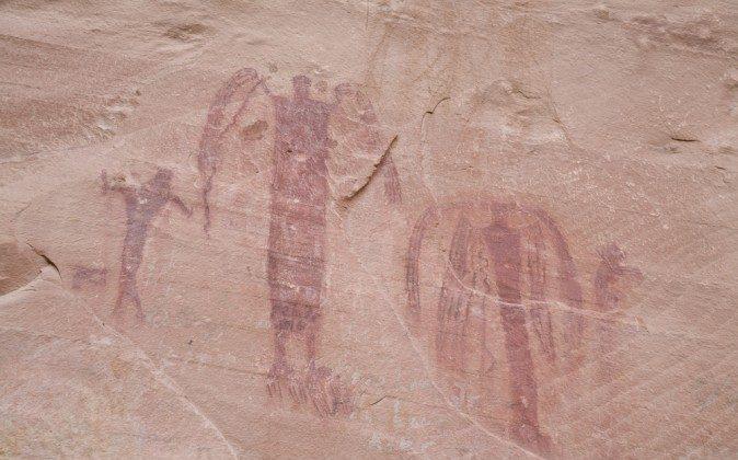 The Haunting Rock Art of Sego Canyon – Extra-Terrestrials or Spiritual Visions?