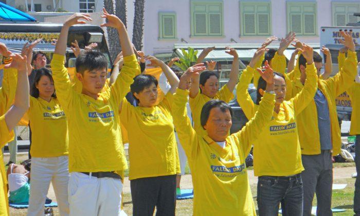 Falun Dafa Day Commemorated in Santa Monica