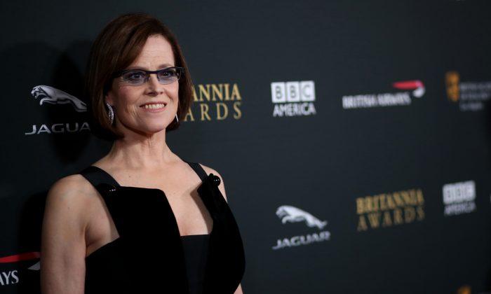 Avatar 2 News: Sigourney Weaver Will Appear in Sequel Even Though Character Died