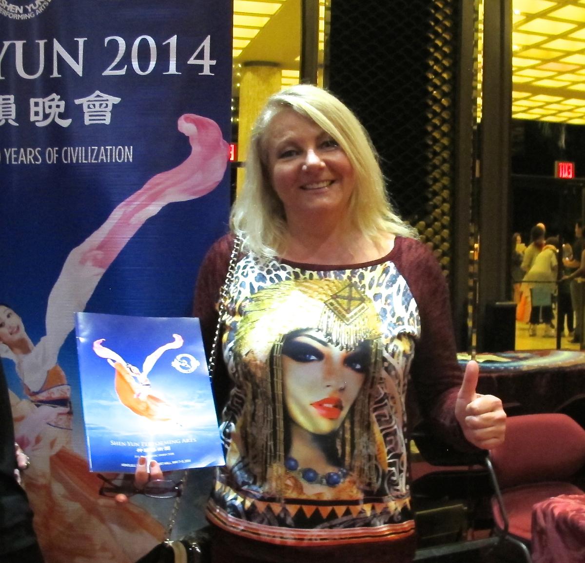 Shen Yun Delights Honolulu Audiences