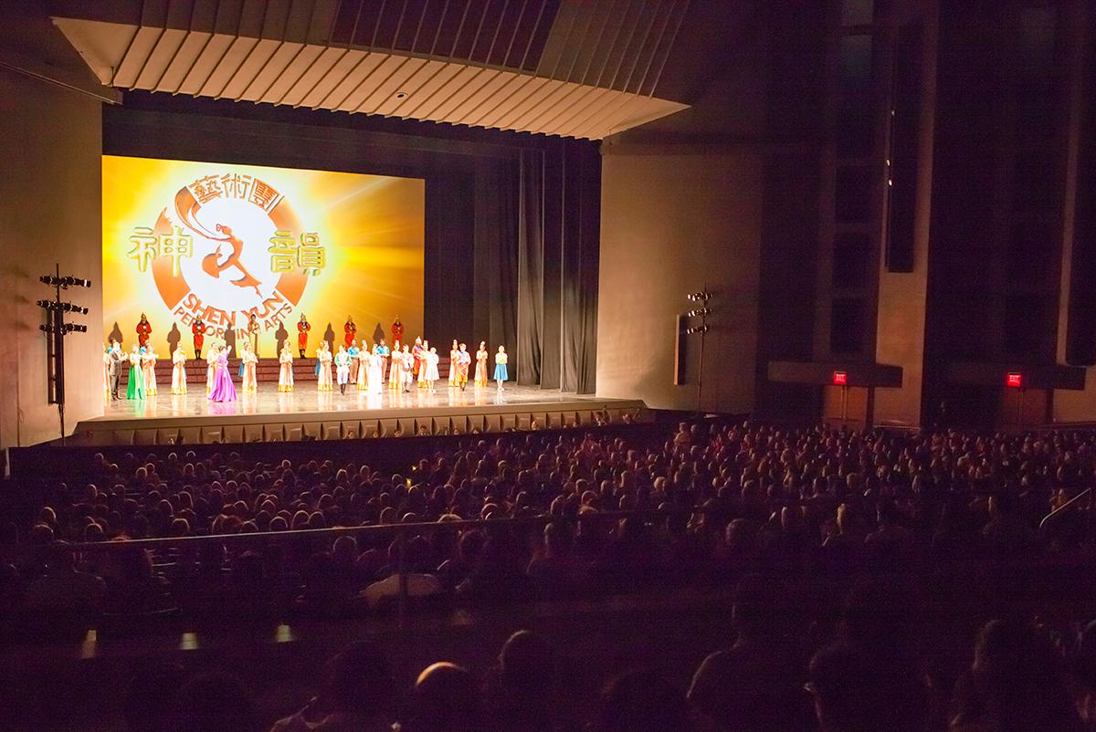Shen Yun Welcomed Back to Texas 