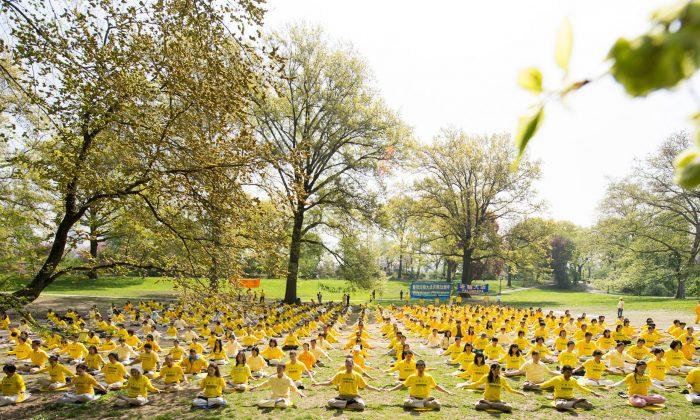 A Week of Events for World Falun Dafa Day in New York City (Photo Gallery)