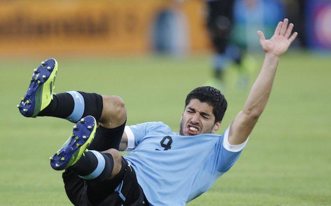 World Cup 2014 Team News: Uruguay Striker Luis Suarez Has Surgery, Should Recover for Opening Match
