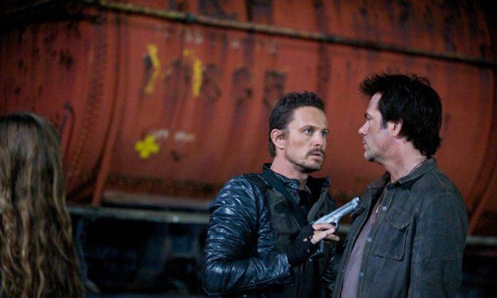 Revolution Season 3: NBC Show Not Renewed; Fans Petition to Have Another Network Step In
