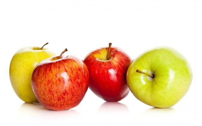 Why the Apple Is One of the World’s Most Healing Superfoods