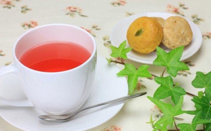 The Health Benefits of Hibiscus Tea 