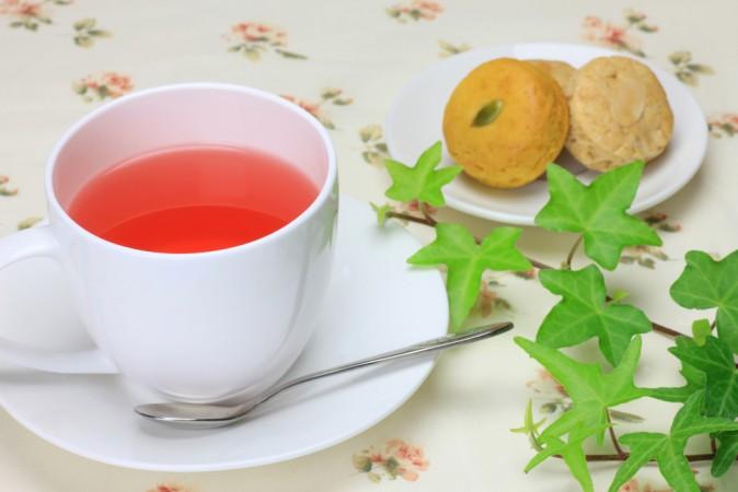 The Health Benefits of Hibiscus Tea