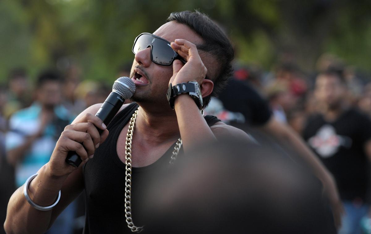 Honey Singh Dead in Car Accident? Nope, Rapper ‘Yo Yo Honey Singh’ is a Victim of a Death Hoax and Still Alive