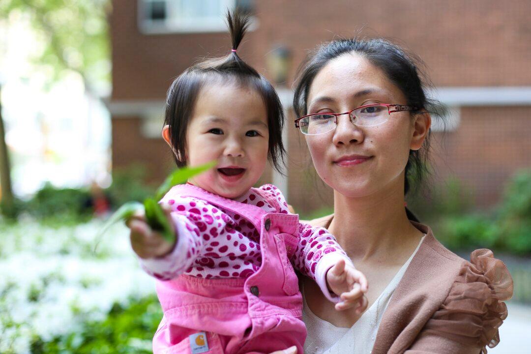 Lone Refugee in NYC Fights to Save Mother