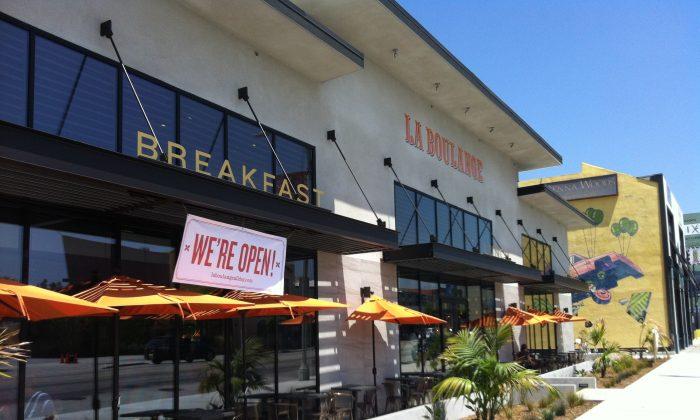 Starbucks Restaurant La Boulange Opens in Los Angeles