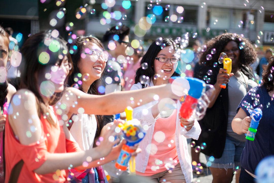 Bubbles by the Billions