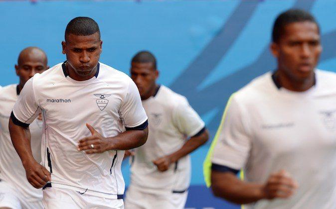 World Cup 2014 Ecuador Squad: Antonio Valencia, Felipe Caicedo, Christian Noboa, Are Players to Watch  